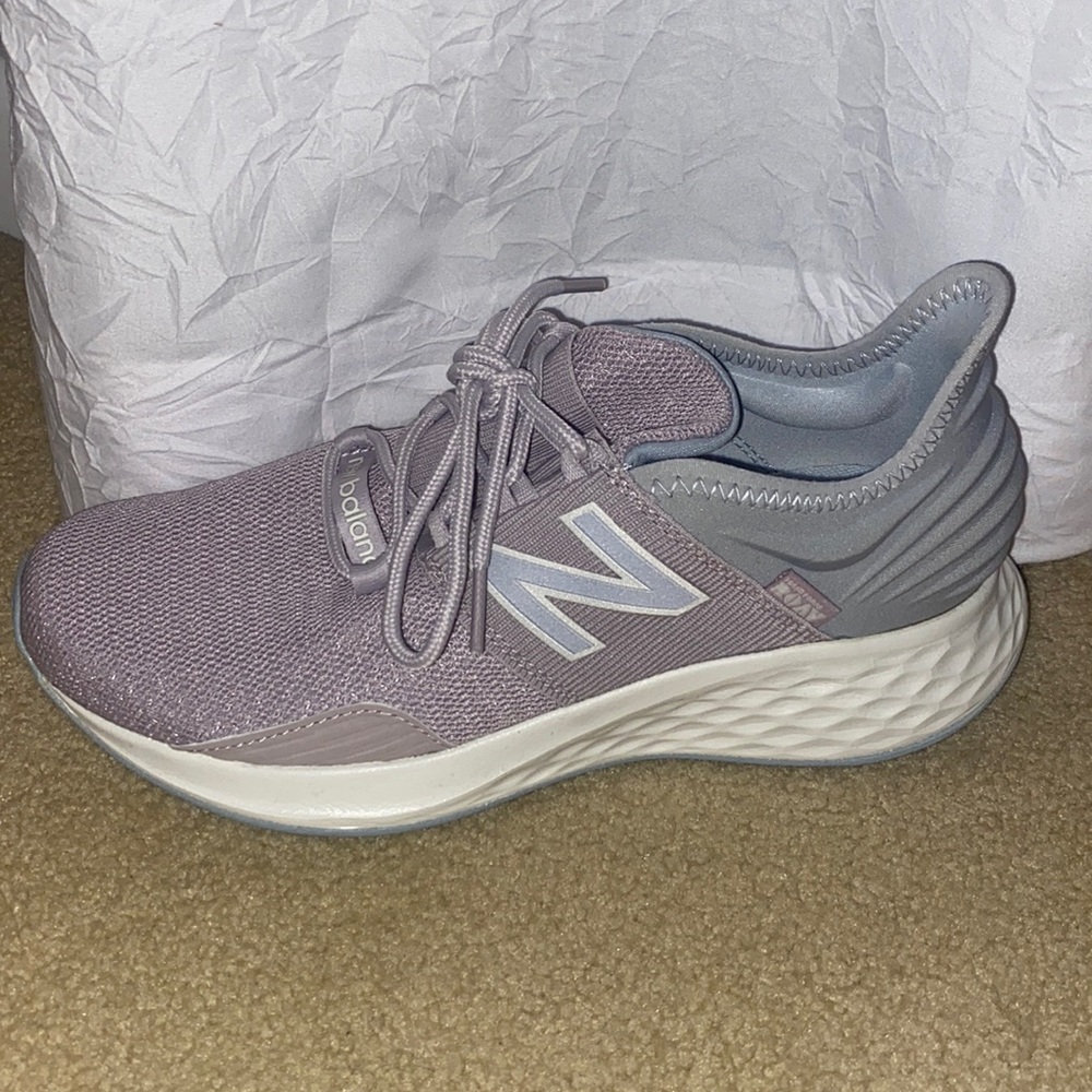 New Balance Fresh Foam ROAV size 7.5